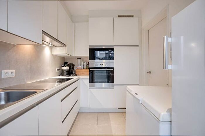 Appartement 3 pièces à Hazelarenlaan, à vendre