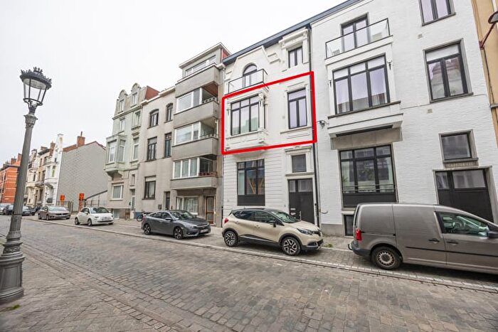 Maria Theresiastraat, Oostende - Appartement 11 pièces à vendre