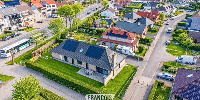 Maison 7 pièces à Karel van de Woestijnestraat, Wilskerke, à vendre