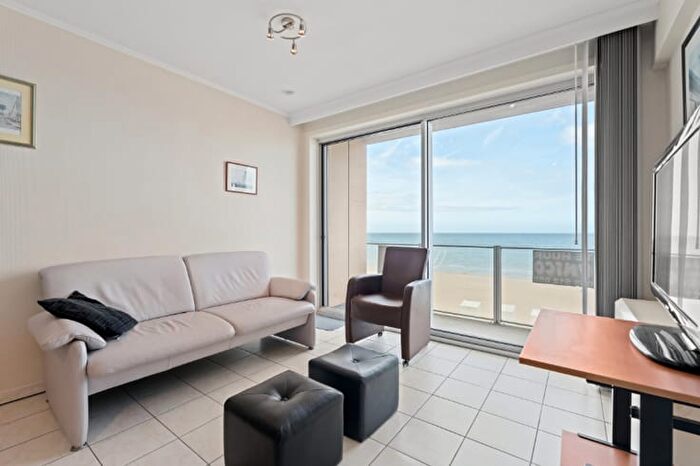 Appartement 11 pièces à Zeedijk, SintIdesbald, à vendre