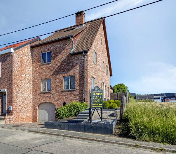 Maison 4 pièces à vendre à Hoogstraat, Roosdaal