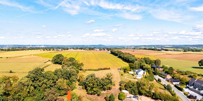 Maison à Val de la Berwinneentre les n, Mortroux, à vendre