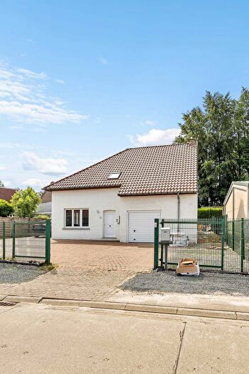 Maison 4 pièces à Bakergemveldbaan, Denderleeuw, à vendre