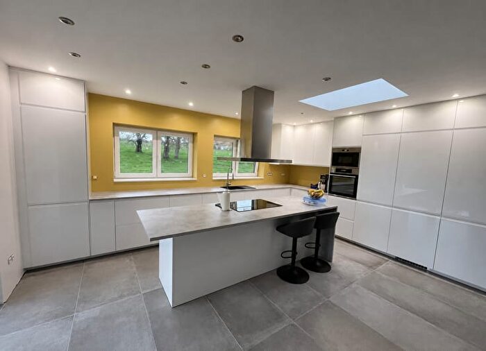 Maison 5 pièces à Rue De L'église, Hainesaintpierre, à vendre