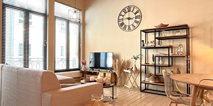 Appartement 2 pièces à louer à Steenhouwersvest, Antwerpen