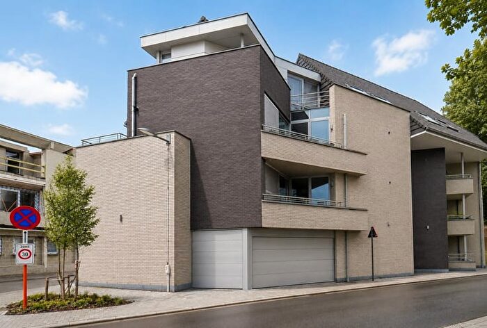 Stationsstraat, WILLEBROEK - Maison 12 pièces à vendre