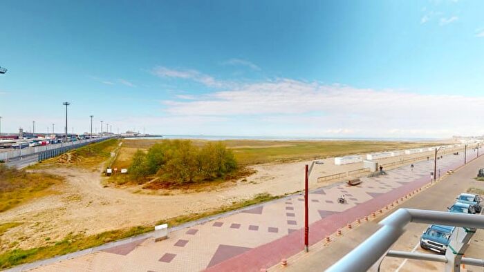 Appartement 9 pièces à ZeedijkHeist, HeistaanZee, à vendre