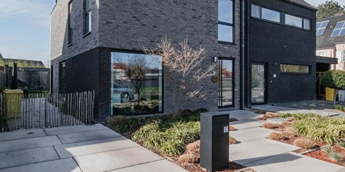 Korte Plek, Geel - Maison 4 pièces à vendre