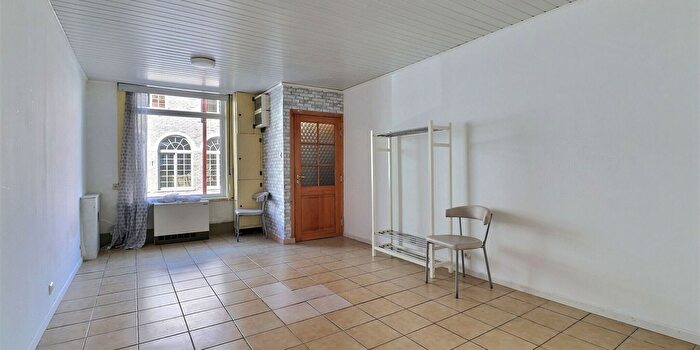 Maison 2 pièces à Le Bizet, Henegouwen, à vendre