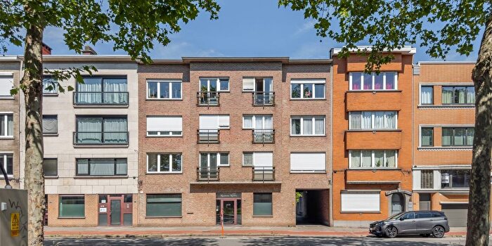 Appartement 2 pièces à Grotesteenweg, Berchem, à vendre