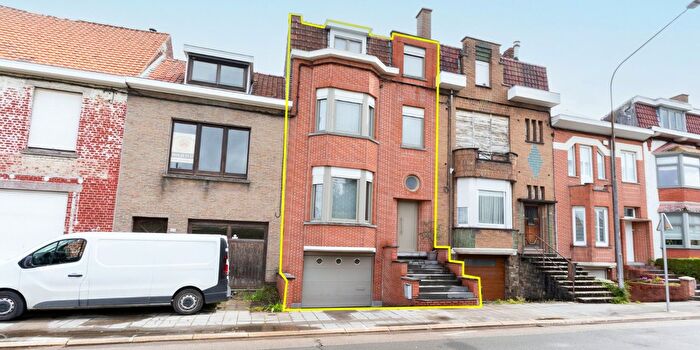 Maison 3 pièces à Moeskroen, Henegouwen, à vendre