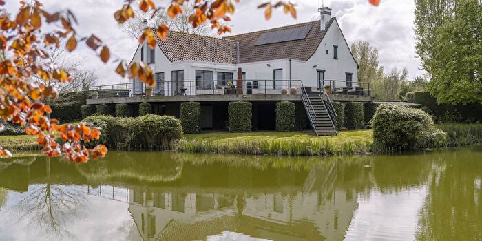 Maison 5 pièces à vendre à Vaartstraat, Alveringem