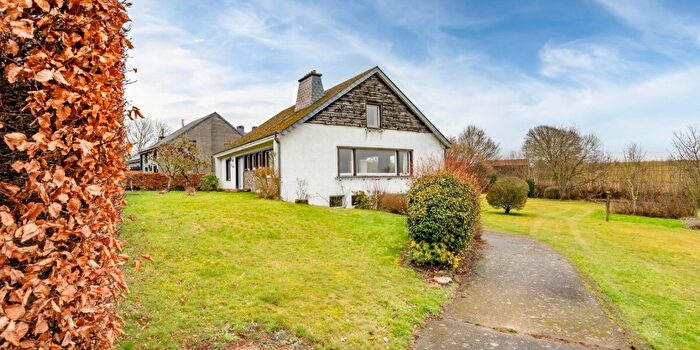 Rue du Hérou Nadrin, Nadrin : Maison 5 pièces à vendre