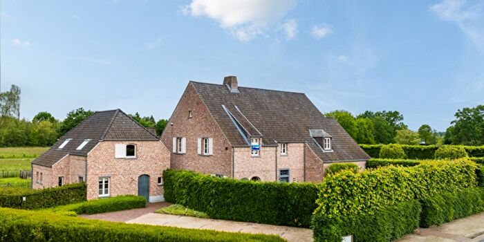 Diepestraat, Mol : Maison 4 pièces à vendre