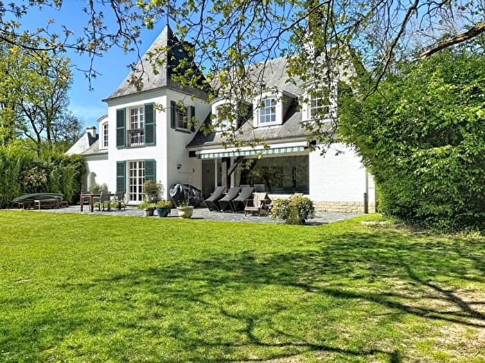 Maison 5 pièces à vendre à Rue de Tombeek Domaine du Beauséant villa Les Peupliers, ROSIERES