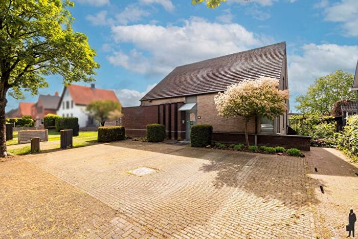 Maison 5 pièces à vendre à Chaamseweg A, Hoogstraten Meerle