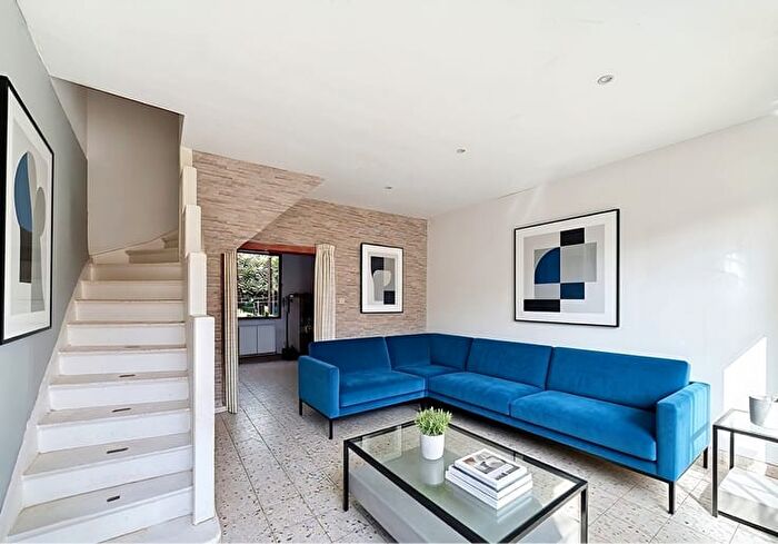 Impasse des Bienheureux, GILLY : Maison 2 pièces à vendre
