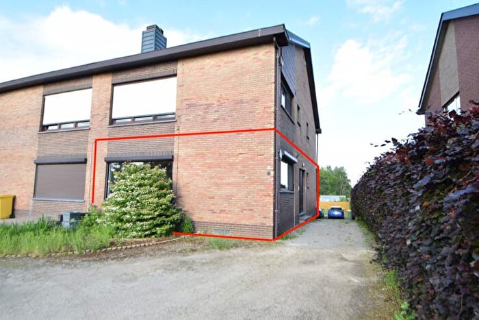Appartement 5 pièces à vendre - Grotesteenweg, Geel