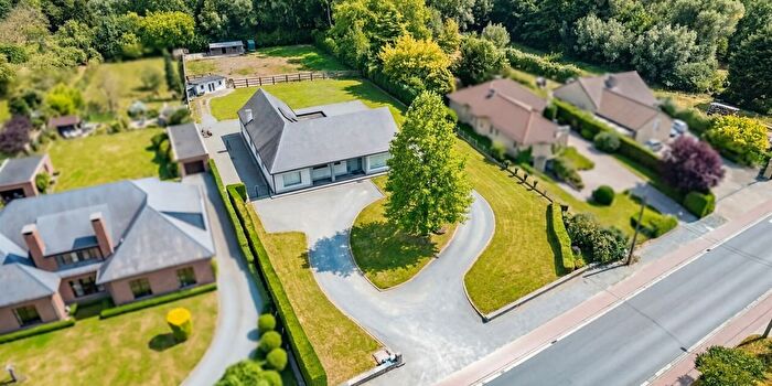 Maison 4 pièces à Bellestraat, Hekelgem, à vendre