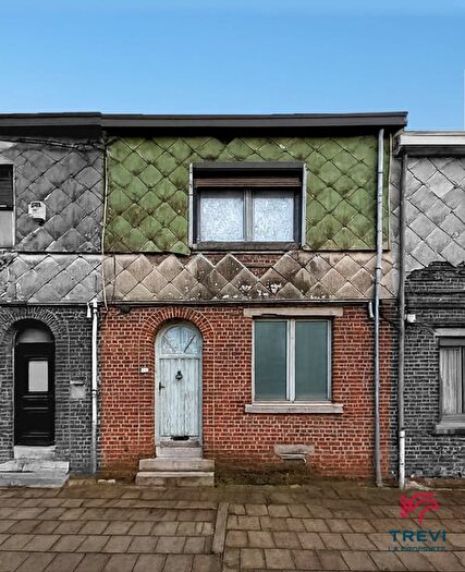 Rue de Trazegnies, CHAPELLELEZHERLAIMONT : Maison 3 pièces à vendre