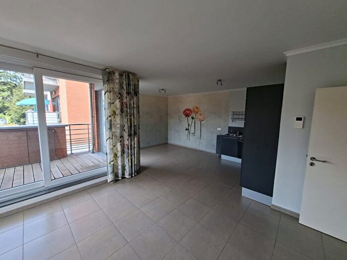 Appartement 2 pièces à En Charotte, C, à louer