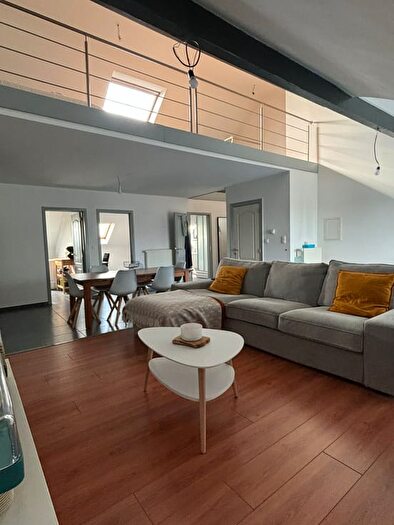Rue Achille Delattre, Binche : Appartement 5 pièces à louer