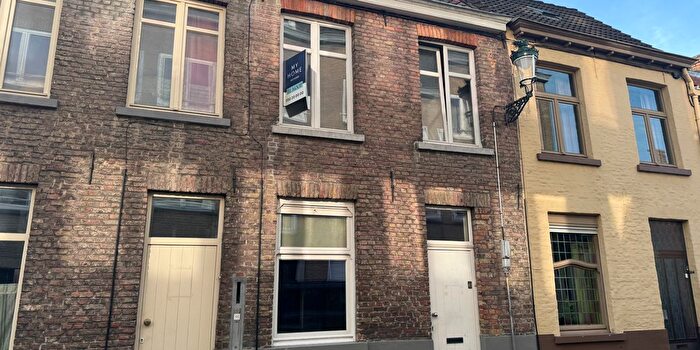 Balsemboomstraat, Brugge : Maison 3 pièces à vendre