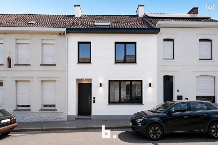 Maison 1 pièce à vendre à Luingnestraat, Kortrijk