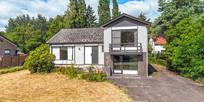 Stationsstraat, Zolder : Maison 3 pièces à vendre