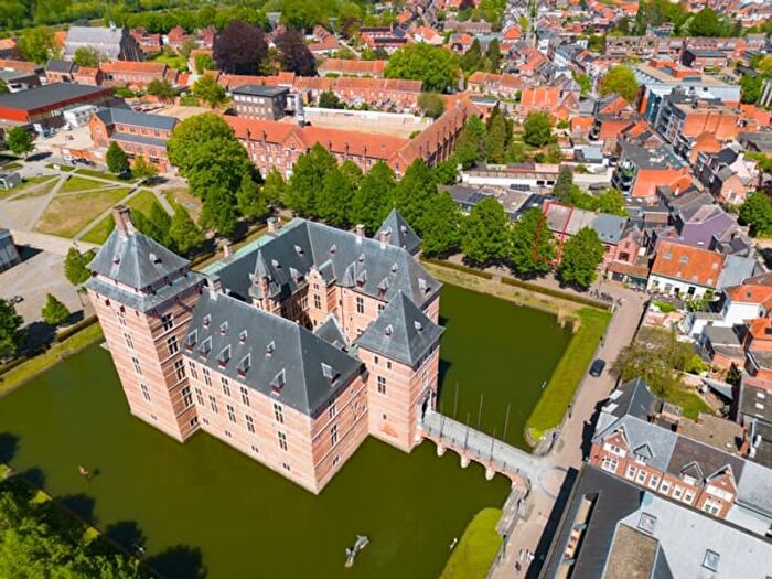 Kasteelplein, Turnhout : Maison 5 pièces à vendre