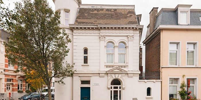 Maison 3 pièces à vendre à Tweelingenstraat, Antwerpen