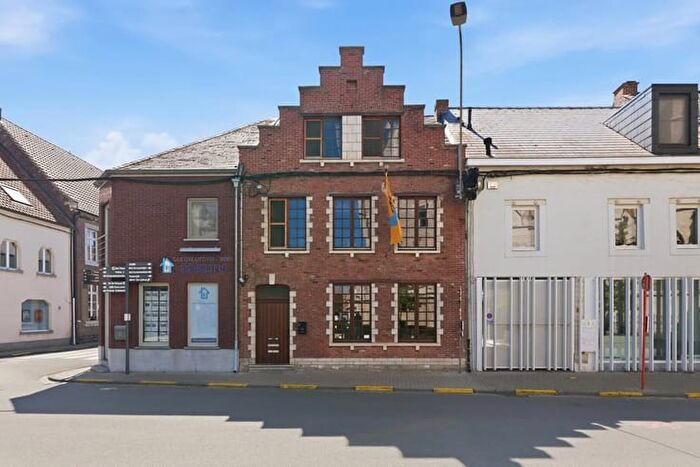 Grote Markt, Zoutleeuw - Maison 9 pièces à vendre