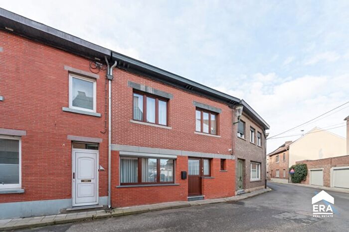 Maison 4 pièces à vendre à Koepoortstraat, Zoutleeuw