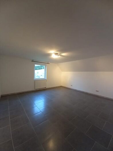 Rue Des Tilleuls, Léglise - Appartement 2 pièces à louer