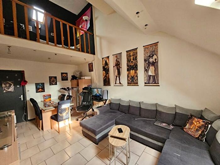 Maison 4 pièces à vendre à Chaussée de Lodelinsart, GILLY
