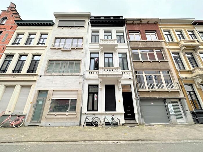 Appartement 1 pièce à louer - Olijftakstraat, Antwerpen