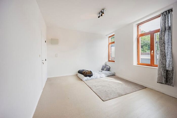 Appartement 1 pièce à Rue des GrandsPrés, Liège, à vendre