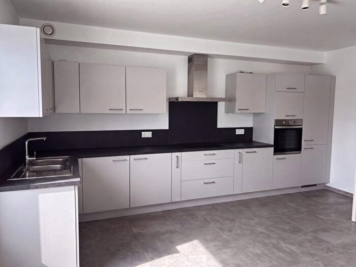 Appartement 2 pièces à louer à Rue de le Chapelle, R