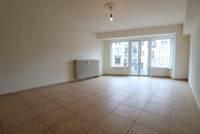 Appartement 2 pièces à Jules De Troozlaan, A, à vendre