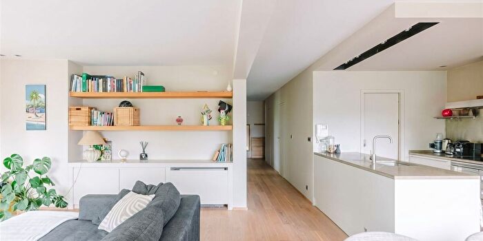 Appartement 3 pièces à Constant Permekelaan, SintMartensLatem, à vendre