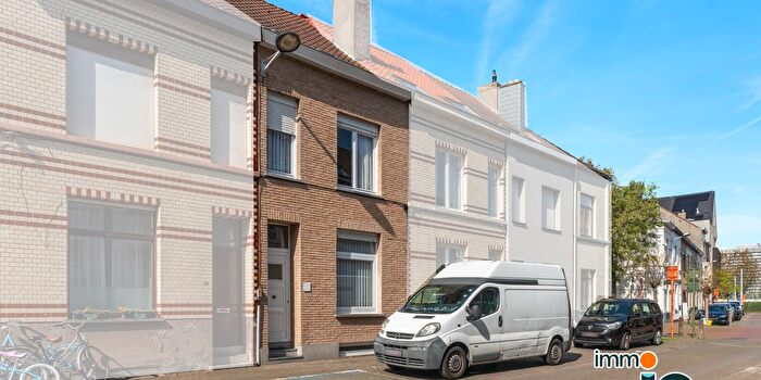Maison 4 pièces à Duivenhokstraat, Oostende, à vendre