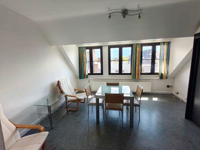 Rue Des Groseilliers, Mons : Appartement à louer