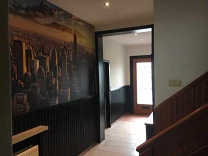 Appartement 7 pièces à Rue Des Rèlîs Namurwès, Namur, à louer