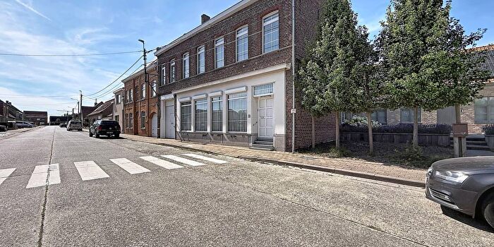 Maison 6 pièces à Vaartstraat, Pollinkhove, à louer