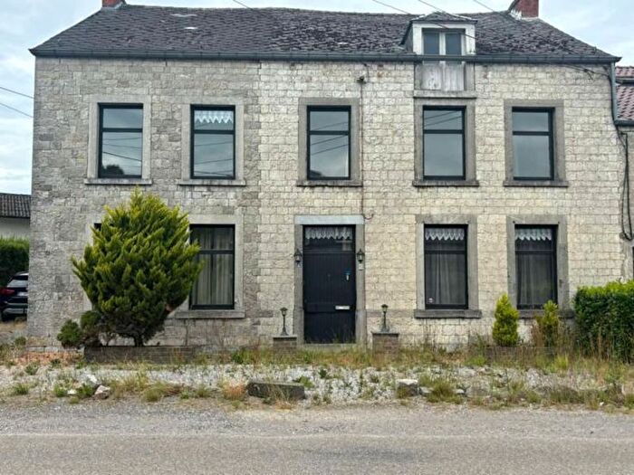 AncienneGare, Philippeville : Maison 4 pièces à vendre