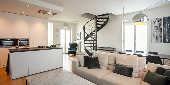 Appartement 3 pièces à Riemstraat, Antwerpen, à louer