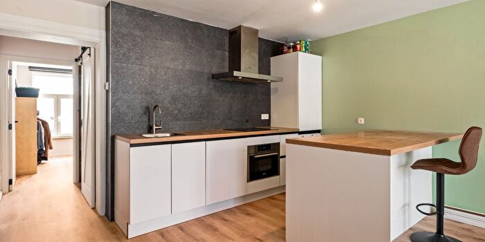 Bredabaan, Merksem - Appartement 2 pièces à vendre
