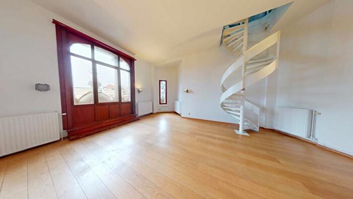 Appartement 3 pièces à Leysstraat, Antwerpen, à louer