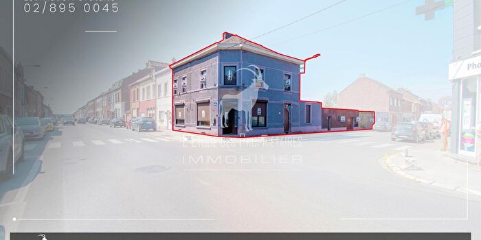 Courcelles, Henegouwen : Appartement 4 pièces à vendre
