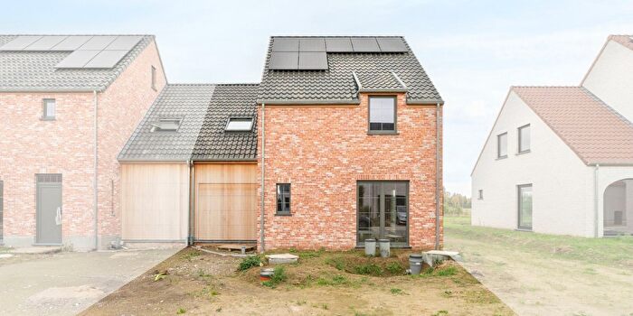Maison 3 pièces à vendre à Madeliefstraat L, Ruiselede